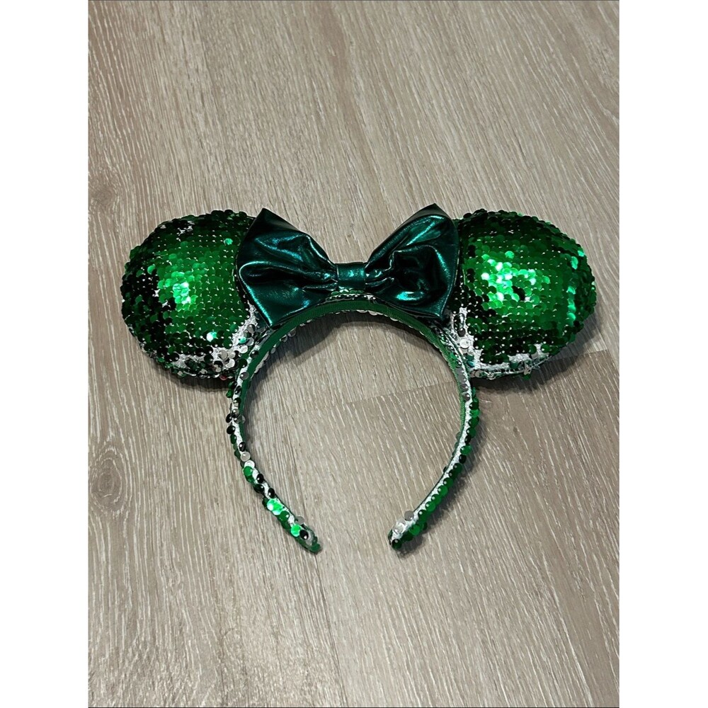 Disney Parks Disney Minnie Mouse Reversable Sequin Minnie Ears